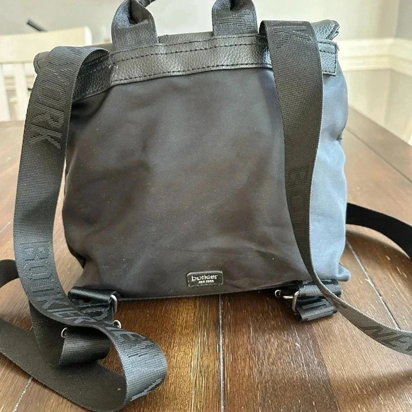 Botkier backpack - Picture 11 of 12